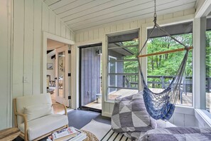 House (3 Bedrooms) | Interior - Modern Hideaway w/ Deck + State Forest Access (Parksville)