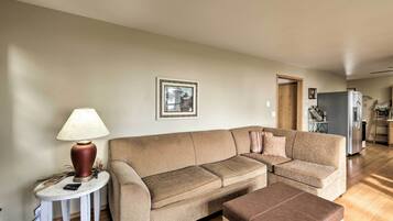 Rumah (2 Bedrooms) | Interior