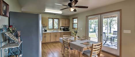 House (2 Bedrooms) | Interior