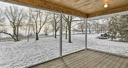 Charming Neenah House w/ Porch on Lake Winnebago!