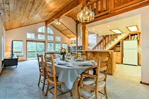 منزل (3 Bedrooms) | المنشأة من ا�لداخل