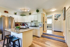 Apartment (1 Bedroom) | Interior