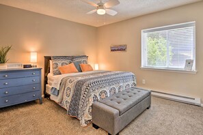 Apartment (1 Bedroom) | Interior - Ski Getaway! Mtn-view Condo Near Keystone Resort (Dillon)