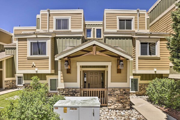 Interior - Keystone Condo w/ Patio & Mountain Views! (Dillon)