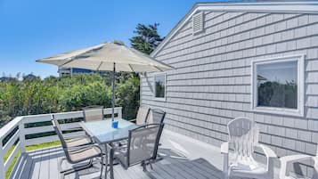 Cottage (3 Bedrooms) | Tempat makan outdoor