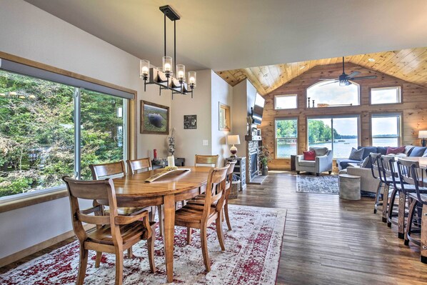 House (4 Bedrooms) | Interior - Spacious Lakeside Family Home on Big Bearskin Lake (Harshaw)