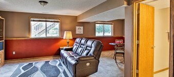 Suburban Gem W/yard+deck 5Mi From Dtwn Rochester!