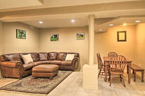 Apartment (3 Bedrooms) | Interior - CO Springs Apartment < 6 Mi to Garden of the Gods! (Colorado Springs)