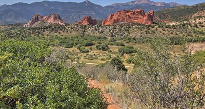 CO Springs Apartment < 6 Mi to Garden of the Gods!