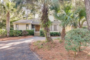 House (3 Bedrooms) | Interior - Spacious Kiawah Island Home w/ Deck, Walk to Beach (Kiawah Island)