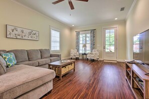 Casa (2 Bedrooms) | Interior