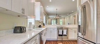 2 Mi to Dauphin St! Charming Home in Mobile