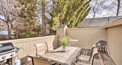 Mount Shasta Escape w/ Balcony ~ Walk to Dtwn