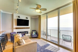 Interior - 28th-floor Panama City Beach Condo w/ Ocean Views! (Panama City Beach)