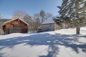 House (5 Bedrooms) | Interior