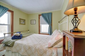 House (5 Bedrooms) | Interior