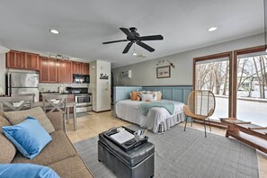 Apartment (0 Bedroom) | Interior