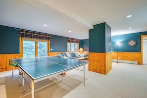 House (6 Bedrooms) | Interior