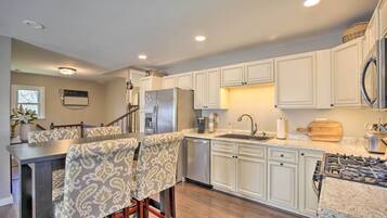 House (1 Bedroom) | Interior