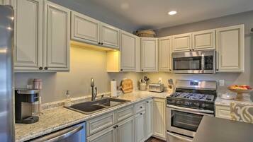 House (1 Bedroom) | Interior