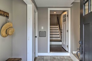 House (1 Bedroom) | Interior