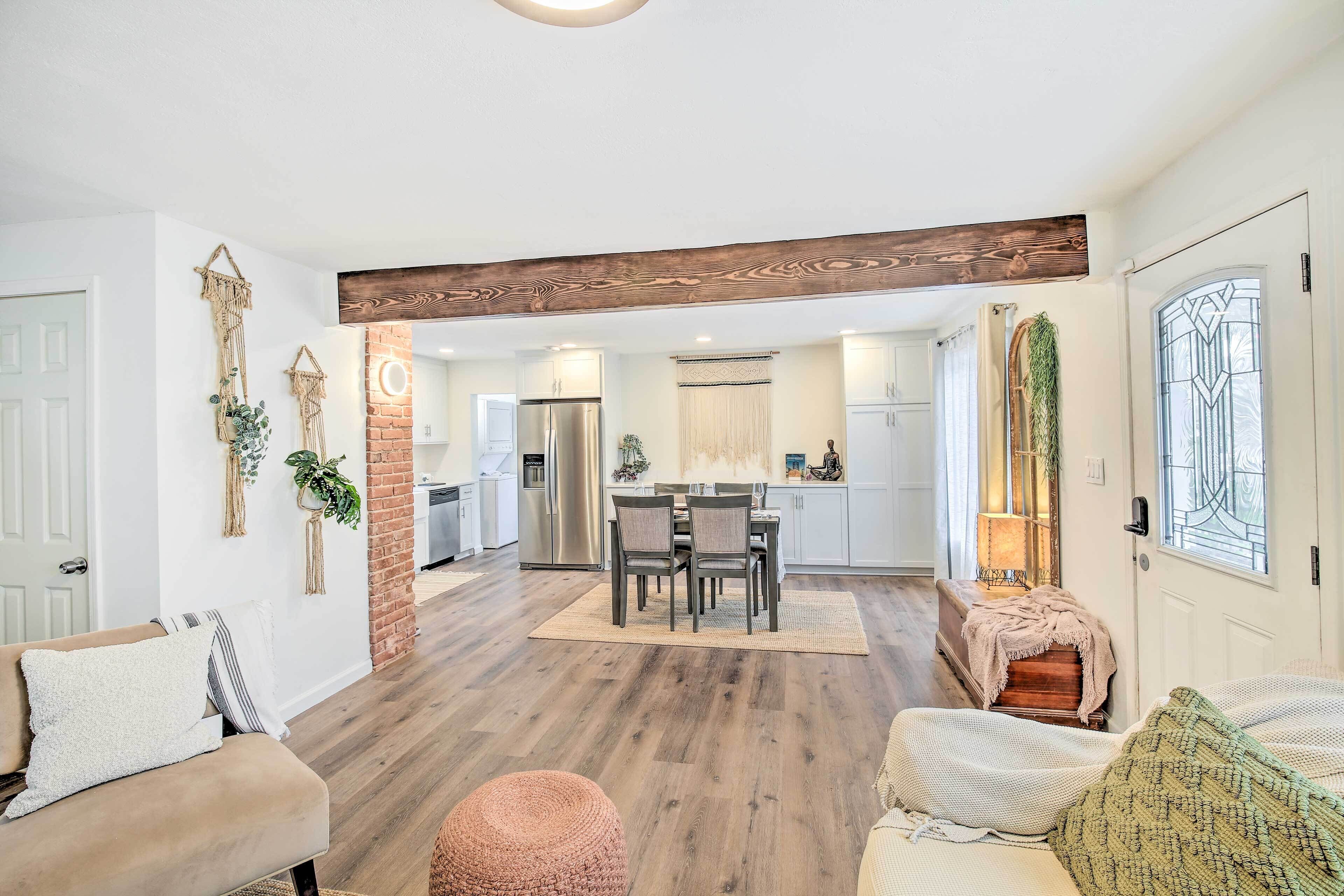 House (2 Bedrooms) | Interior