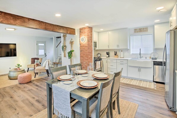 House (2 Bedrooms) | Front of property