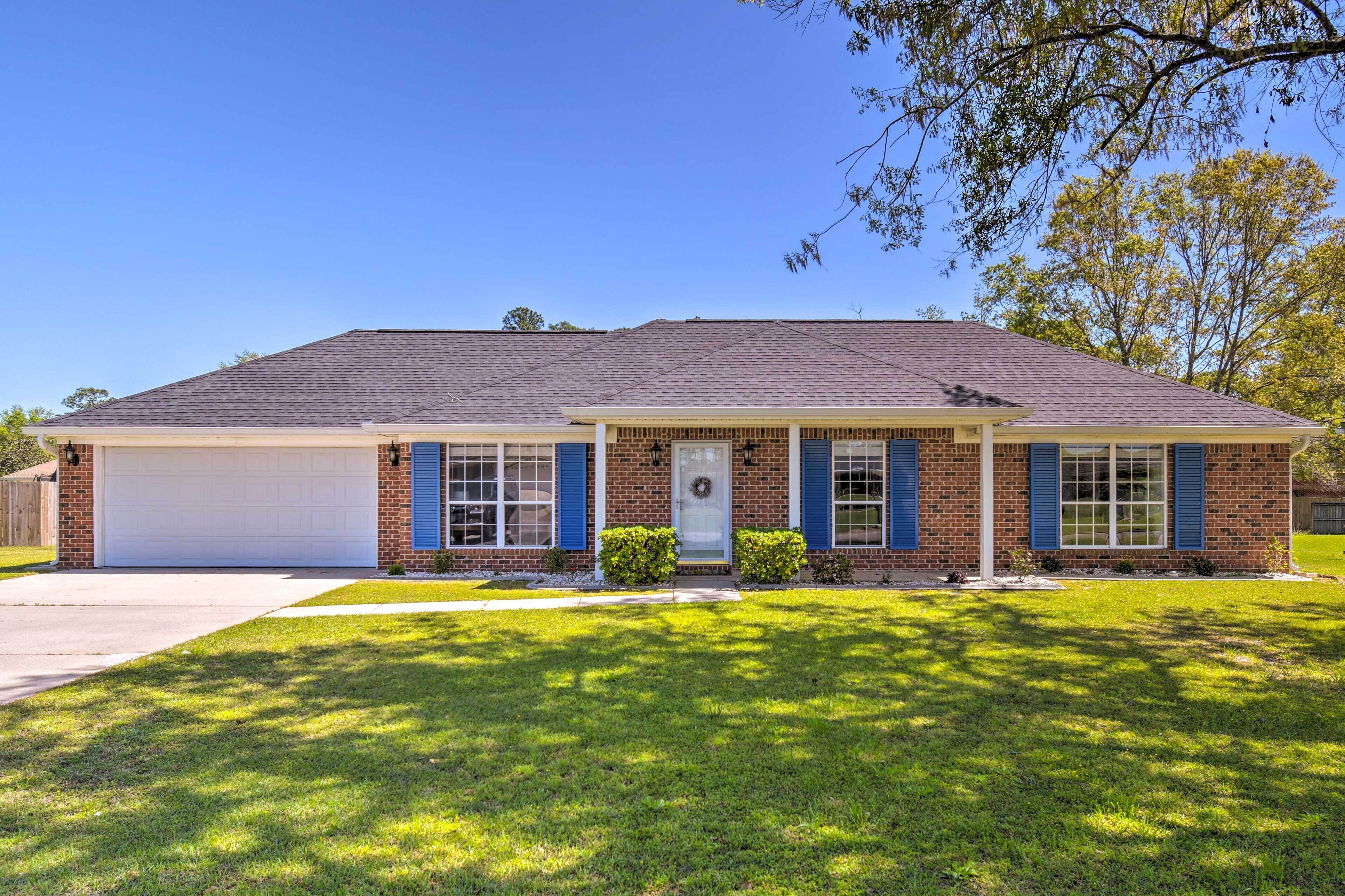 House (3 Bedrooms) | Front of property