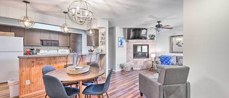 Apartment (2 Bedrooms) | Front of property
