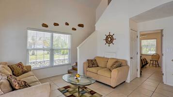 Villa (2 Bedrooms) | Interior