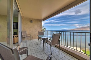 Apartment (2 Bedrooms) | Interior - Beachfront Kihei Sanctuary w/ Lanai & Ocean Views! (Kihei)
