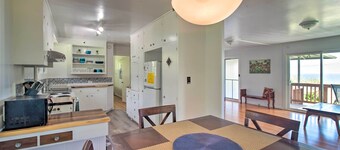 Hilo Apartment: Ocean Views on the Hamakua Coast!