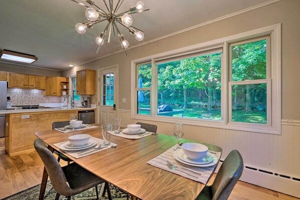 Dining - Nostalgic Vermont Escape in Manchester Center (Manchester Center)