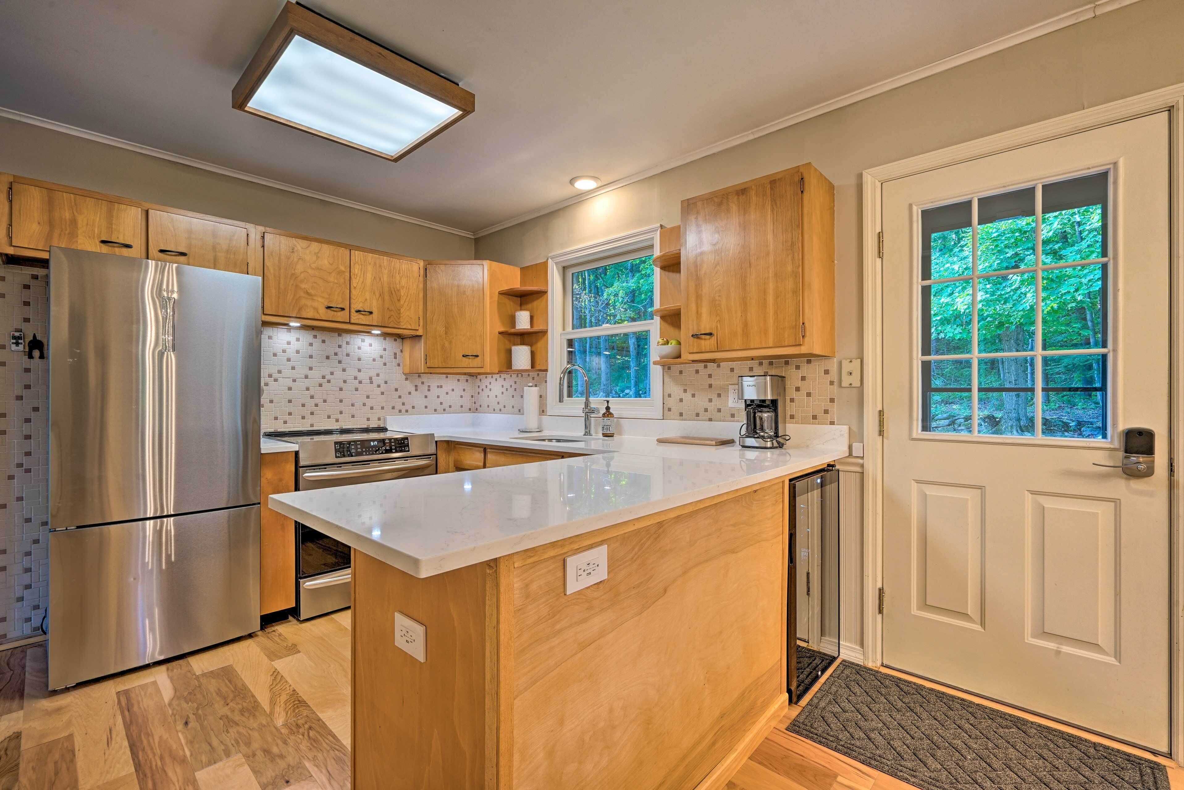 House (3 Bedrooms) | Private kitchen | Microwave, oven, stovetop, dishwasher