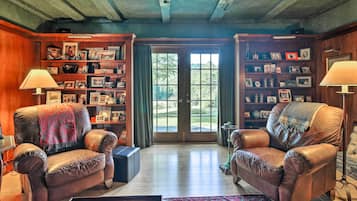 Rumah (4 Bedrooms) | Interior