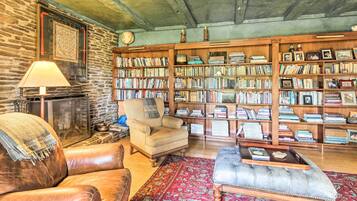 Rumah (4 Bedrooms) | Interior