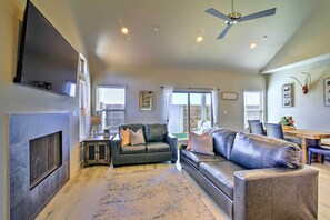 Apartment (2 Bedrooms) | Bahagian dalam