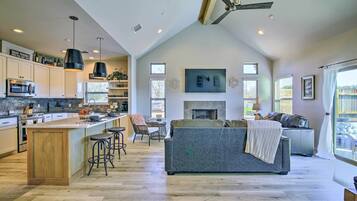 Apartment (2 Bedrooms) | Depan hartanah