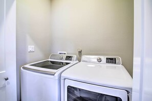 Apartment (2 Bedrooms) | Interior - 'uncorked Ranch' Hill Country Home: 1 Mi to Winery (Fredericksburg)