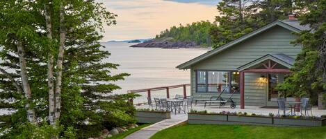 House (2 Bedrooms) | Terrace/patio