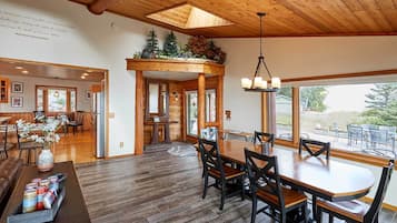 Nhà (2 Bedrooms) | Nội thất