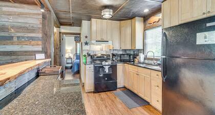 Waterside Anglers Heaven: Crooked River Fish Camp