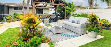 House (3 Bedrooms) | Front of property