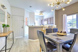 Interior - Fire Pit + Pool Access: Resort Getaway Near Disney (Kissimmee)