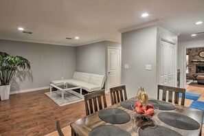 Apartment (3 Bedrooms) | Dining - 2-story Pensacola Home w/ Game Room & Private Yard (Pensacola)