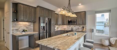 House (3 Bedrooms) | Interior