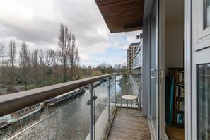 Basic Apartment, 1 King Bed | Property grounds - Beautiful Waterfront 1BD Flat - Bethnal Green (London)