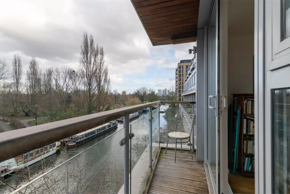 Basic Apartment, 1 King Bed | Property grounds - Beautiful Waterfront 1BD Flat - Bethnal Green (London)