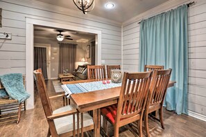 Cottage (2 Bedrooms) | Interior - Historic Galveston Home: Walkable Neighborhood! (Galveston)