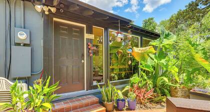 Cozy Gainesville Home ~ 1 Mi to University!